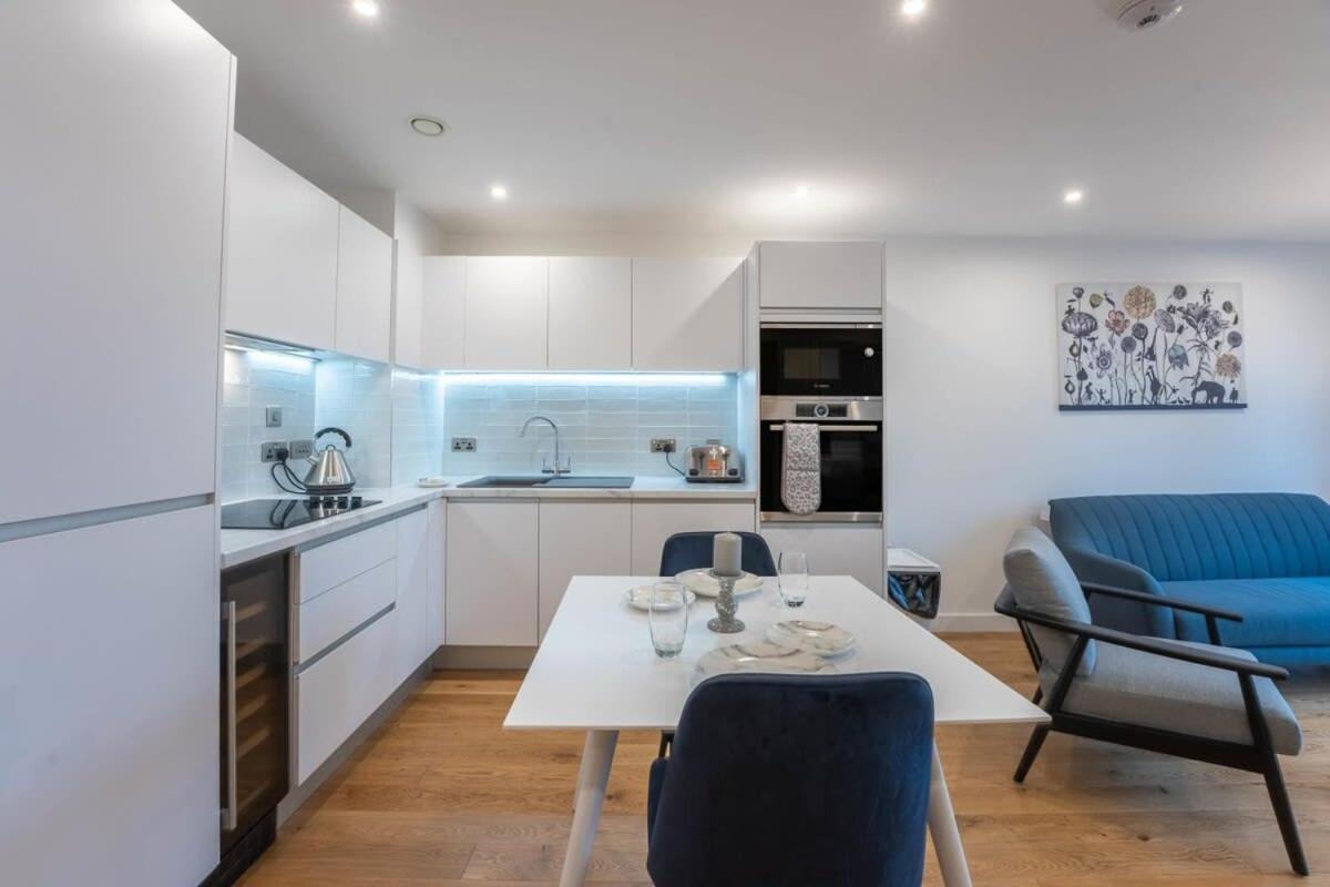 Lovely 1 Bedroom Apartment In Central Location Бирмингем Экстерьер фото